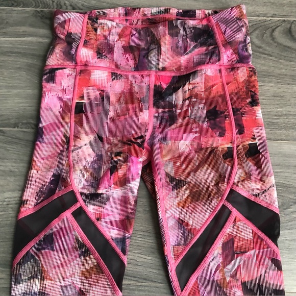 lululemon athletica on pace 21” leggings in the Sun Dazed multi pink color - Picture 4 of 10